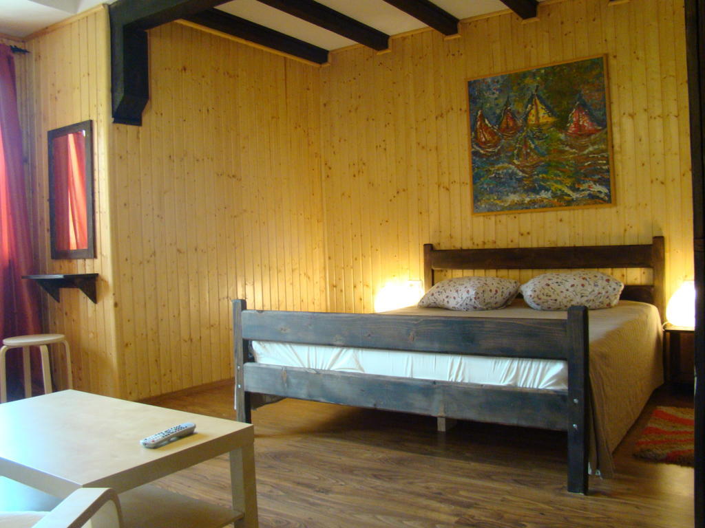 Dumbrava Soarelui Hotel Braşov Kamer foto