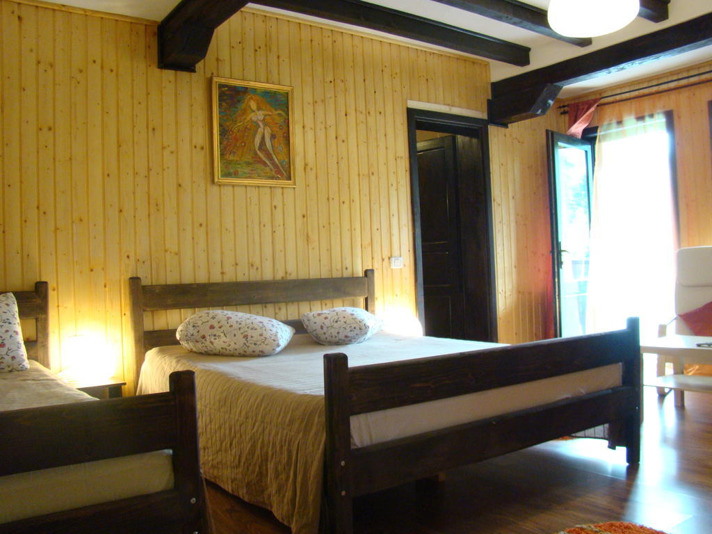 Dumbrava Soarelui Hotel Braşov Kamer foto