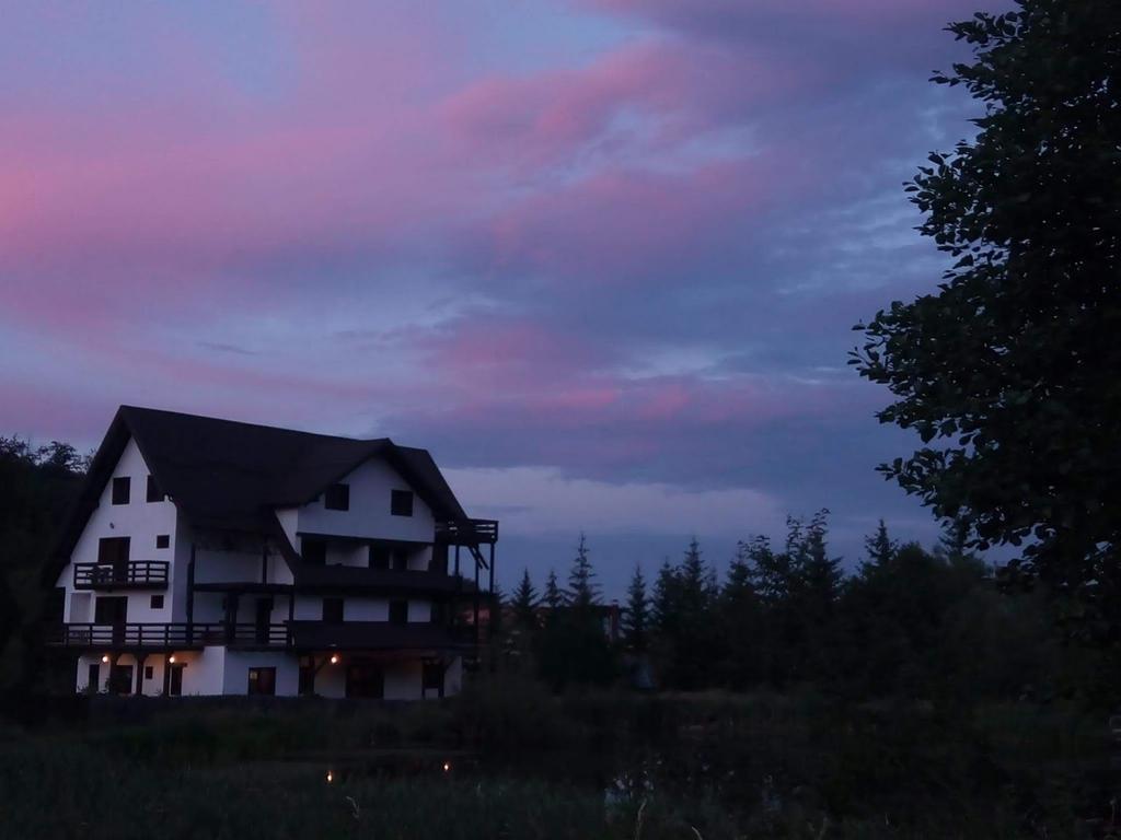 Dumbrava Soarelui Hotel Braşov Buitenkant foto